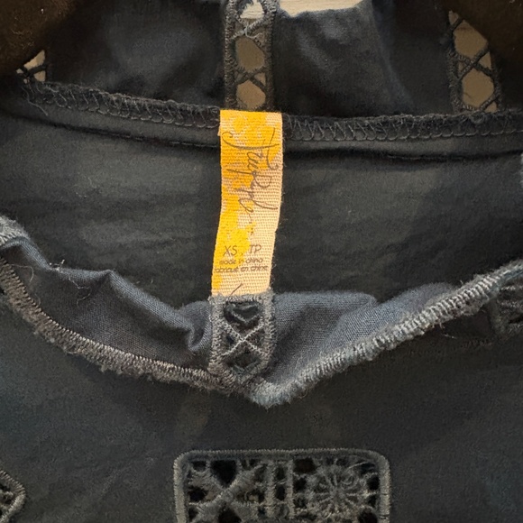 XS Free People Teal Blue Embroidered Flowy Blouse - Picture 2 of 6